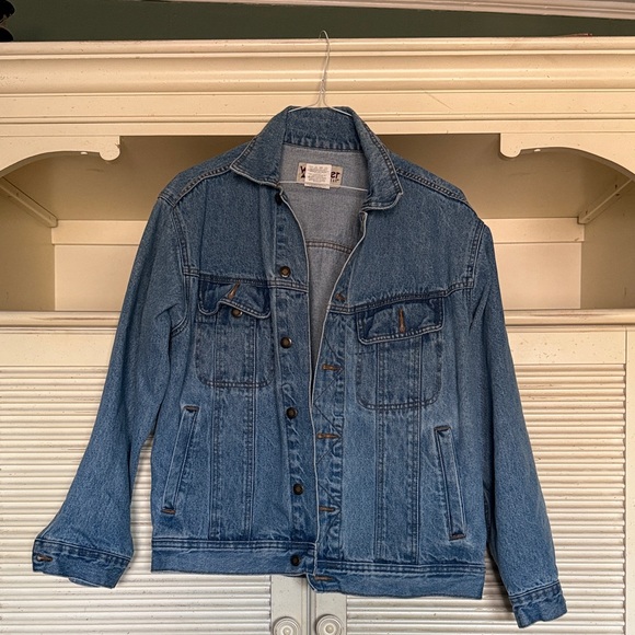 Wrangler Jackets & Blazers - Wrangler Rugged Wear Classic Blue Denim Jacket